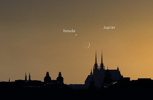 Venuše a Jupiter