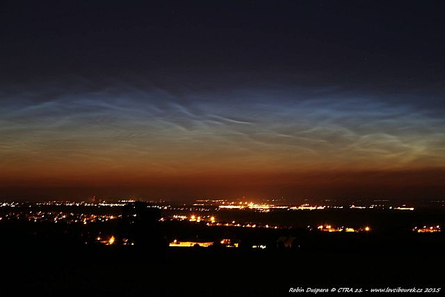 Noční svítící oblaka