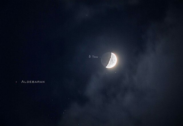 Setkání Měsíce a Aldebaranu