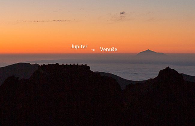 Venuše a Jupiter