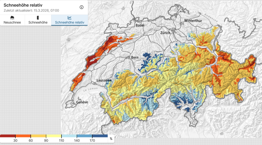 Relativní srovnání aktuální výšky sněhu ve Švýcarsku s dlouhodobým průměrem pro 15. březen