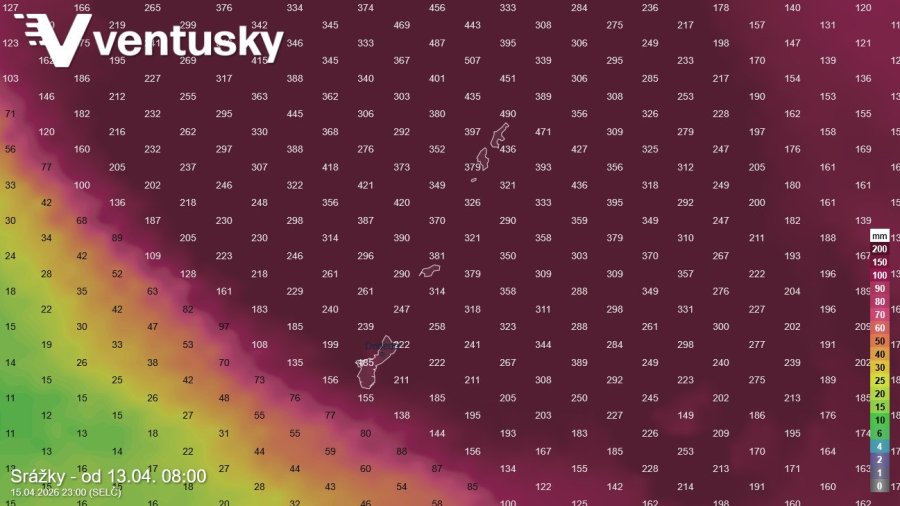 Očekávané srážkové úhrny (podle modelu ICON) do středečního večera (nahoře ostrovy Sinian a Taipan, dole pak Guam)