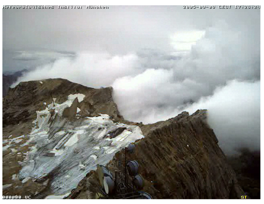 Vlajkový oblak vznikající z cumulu