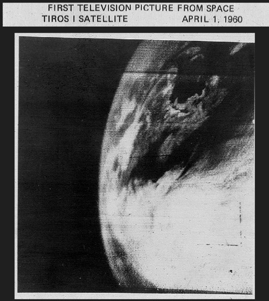 První televizní snímek Země