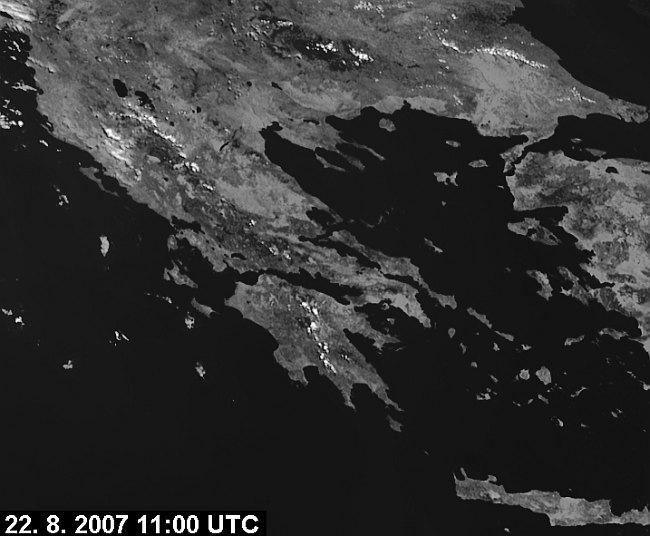 Snímek z období požárů na Peloponéském poloostrově