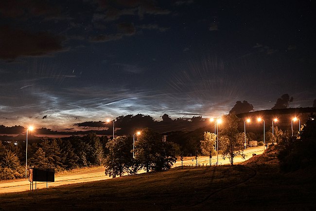 Noční svítící oblaka