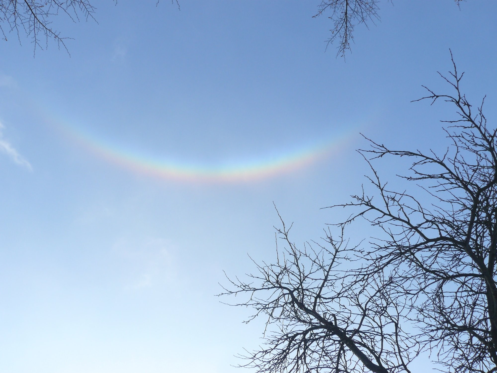 Cirkumzenitální oblouk