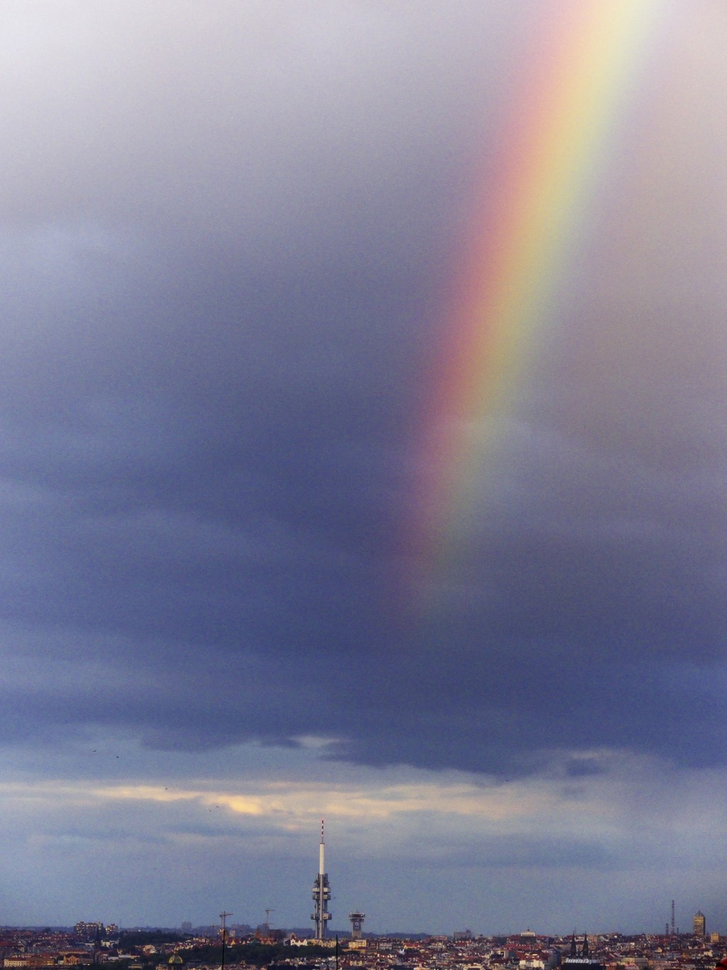 Barevné vysílání