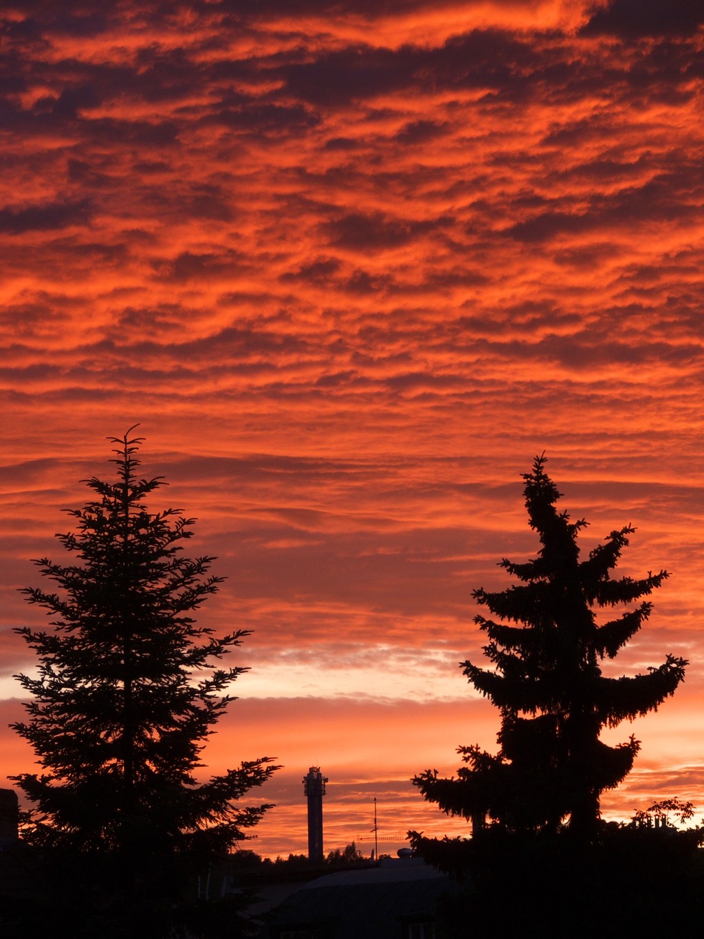 Červánky nad pražským Strahovem