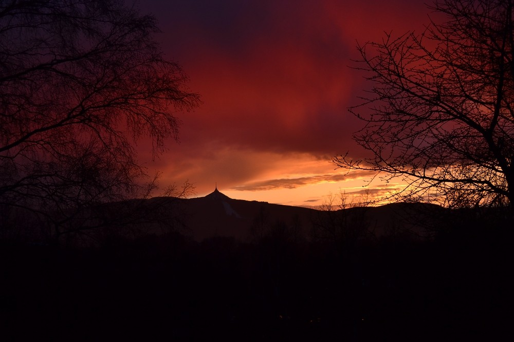Oblaka nad večerním Libercem