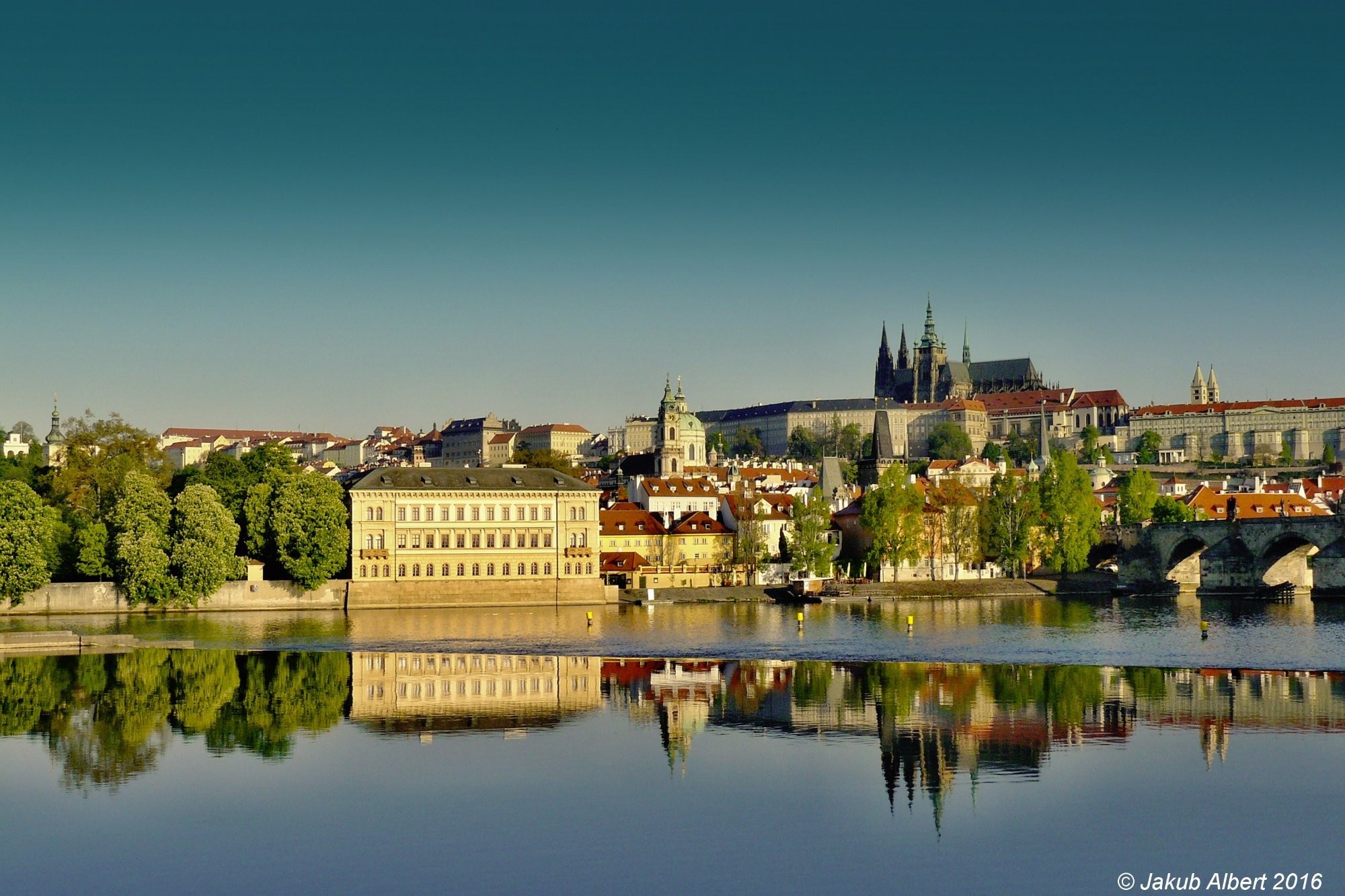 Vltavské zrcadlení