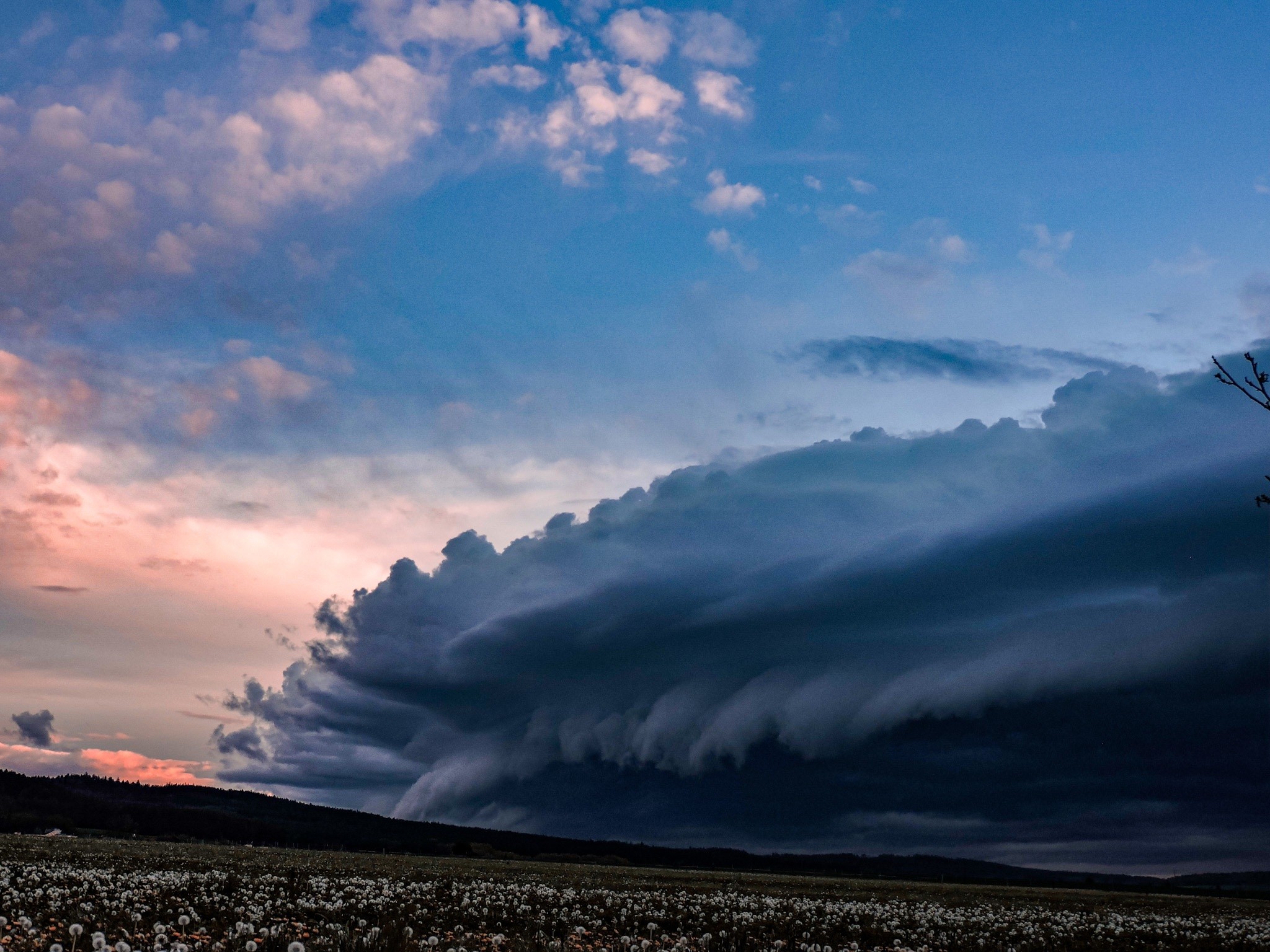 Shelf cloud -foceno Rpety