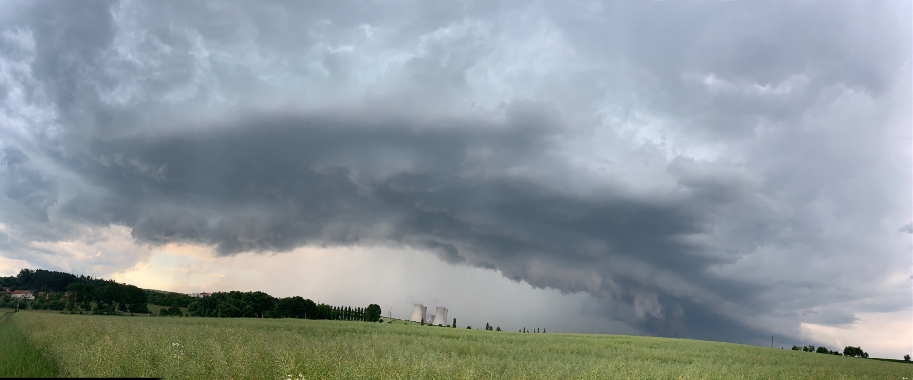 Supercela v Dukovanech