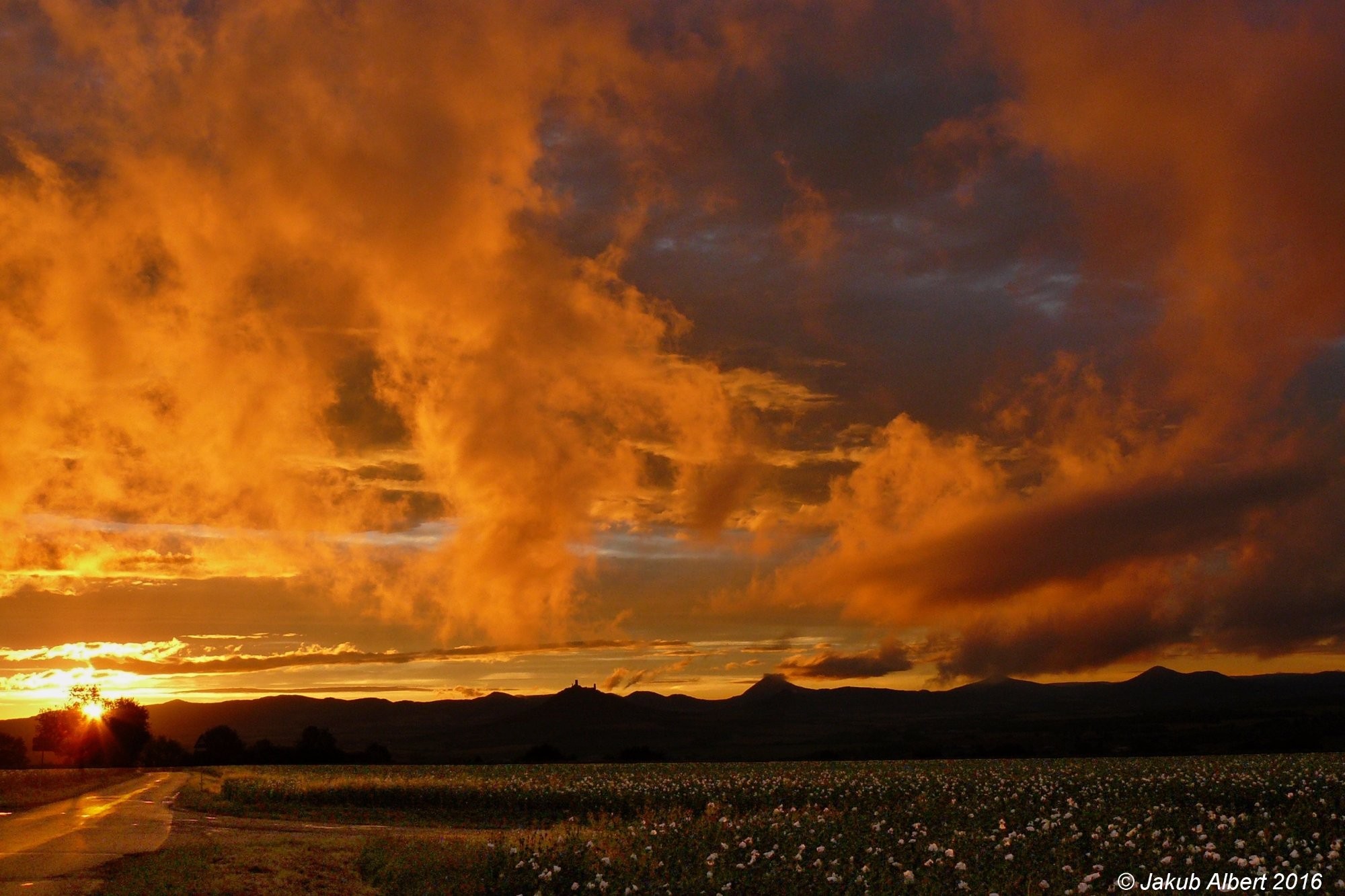Barevný západ slunce