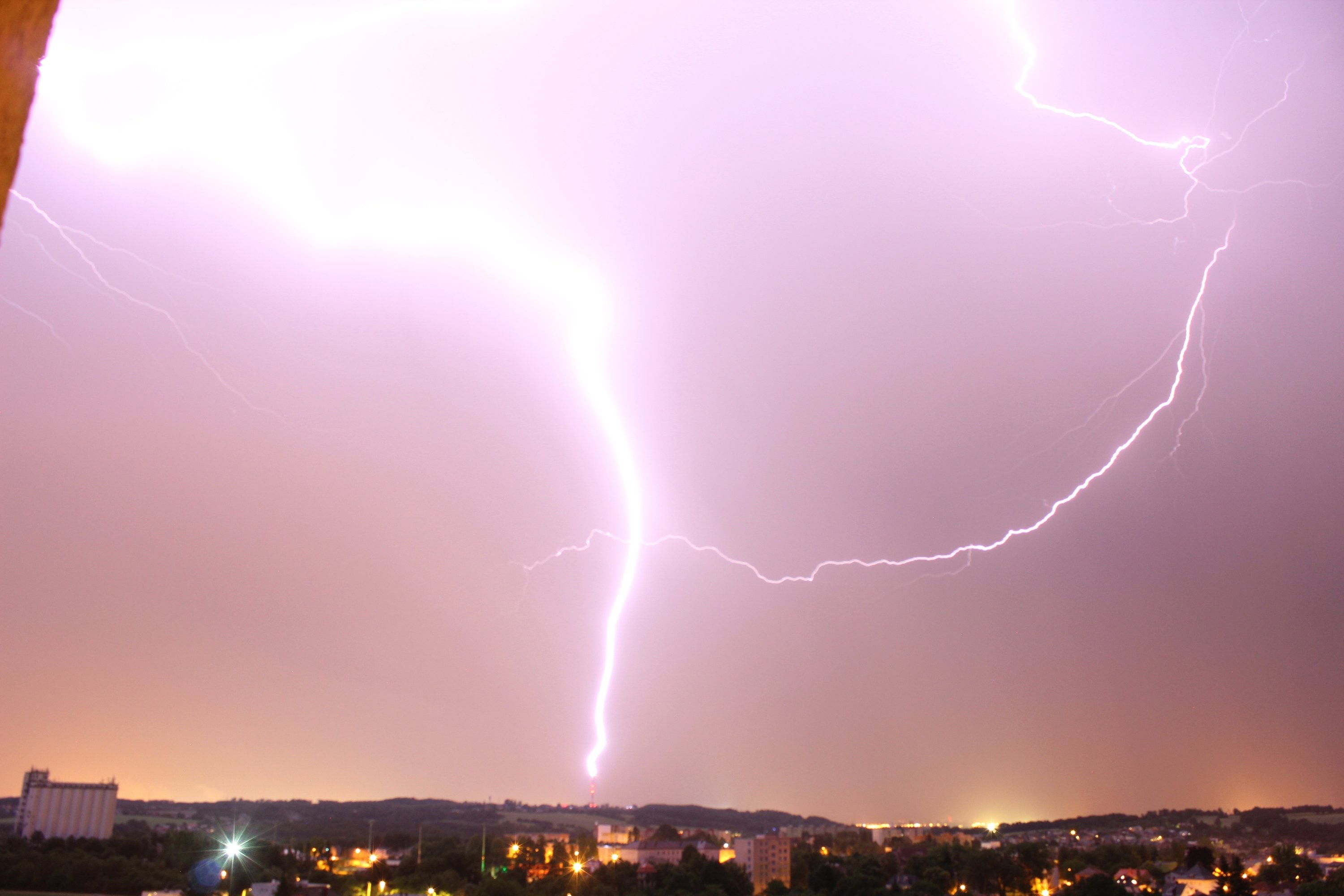 Úder do Hoštalkovického vysílače