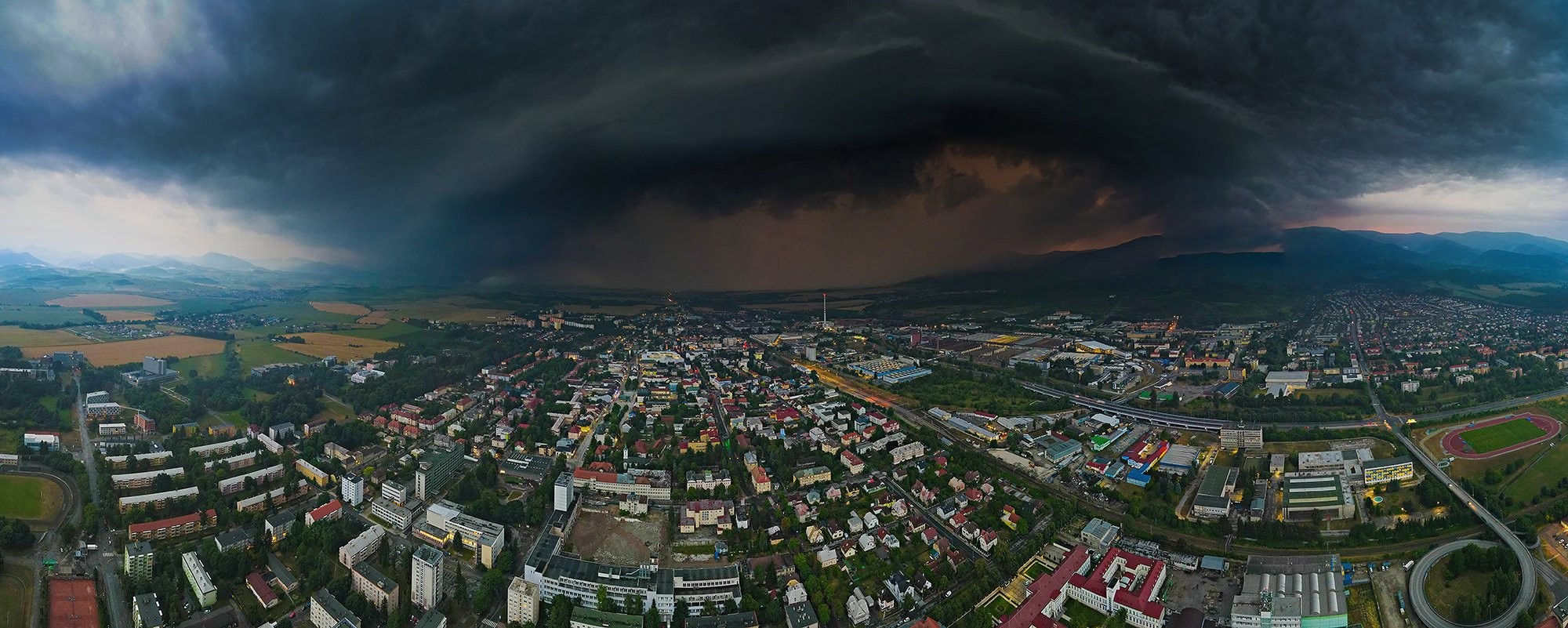 Prichadzajúca búrka