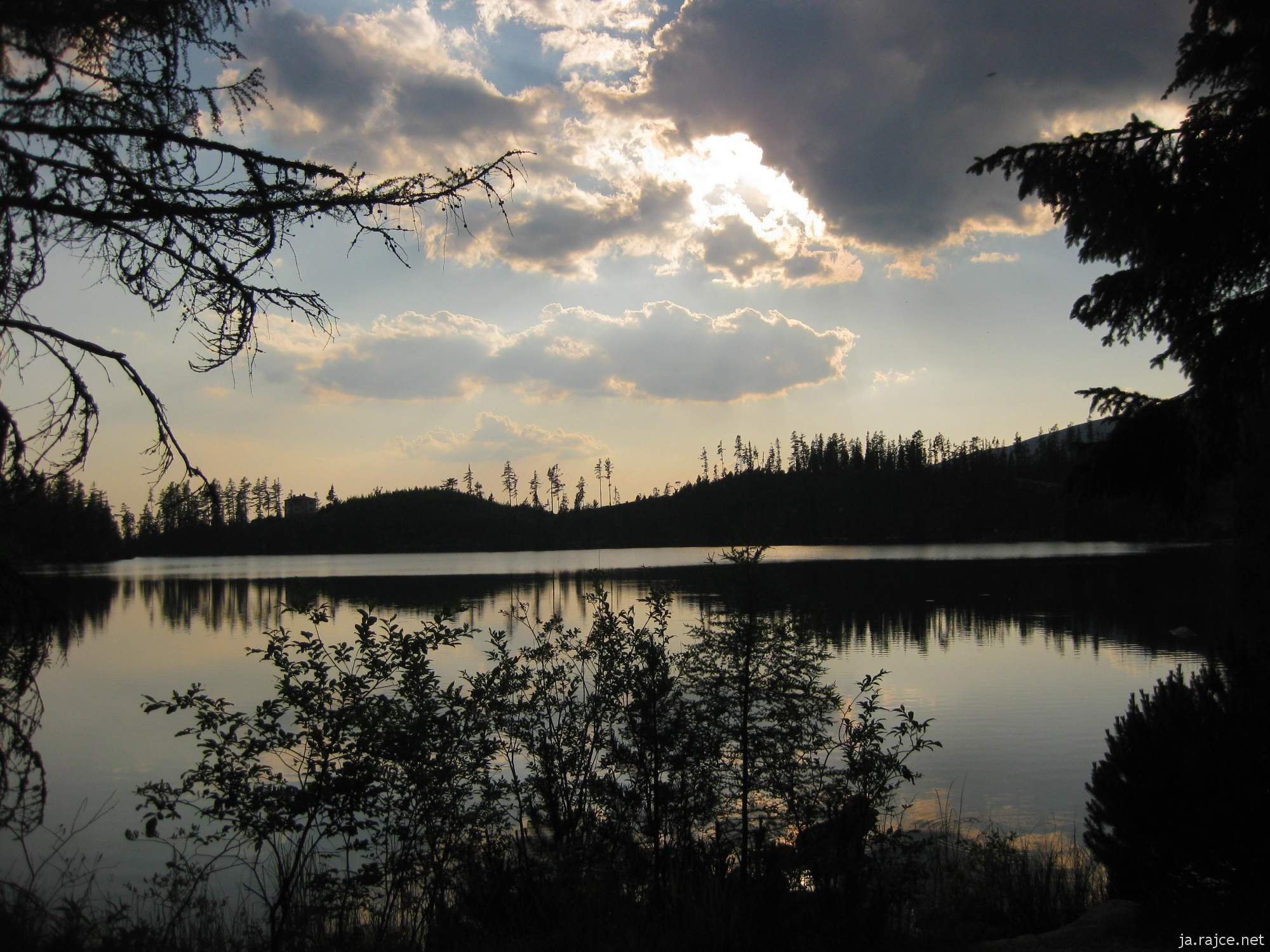 Oblaka nad Štrbským plesem