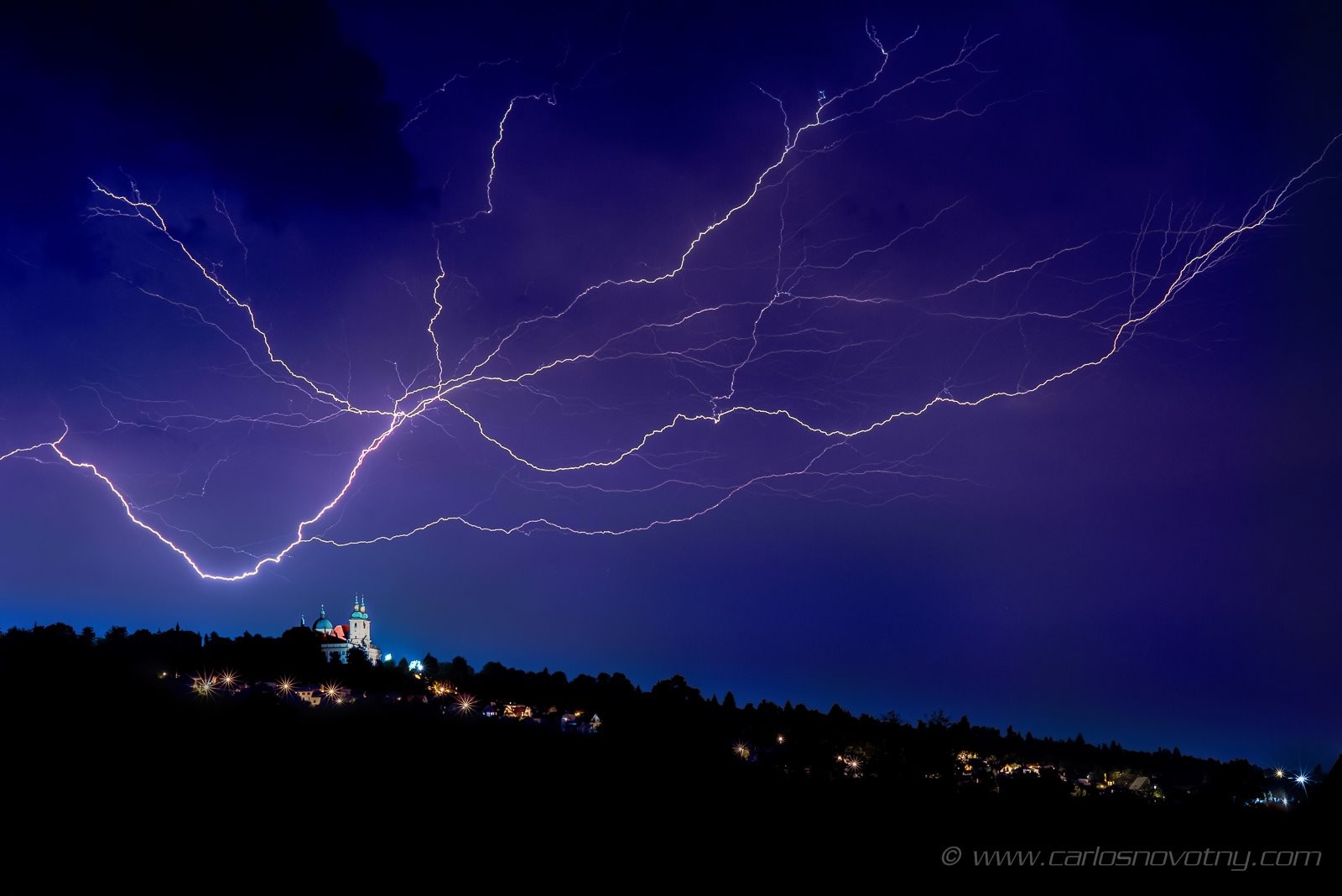 Pavučina nad Svatým Kopečkem