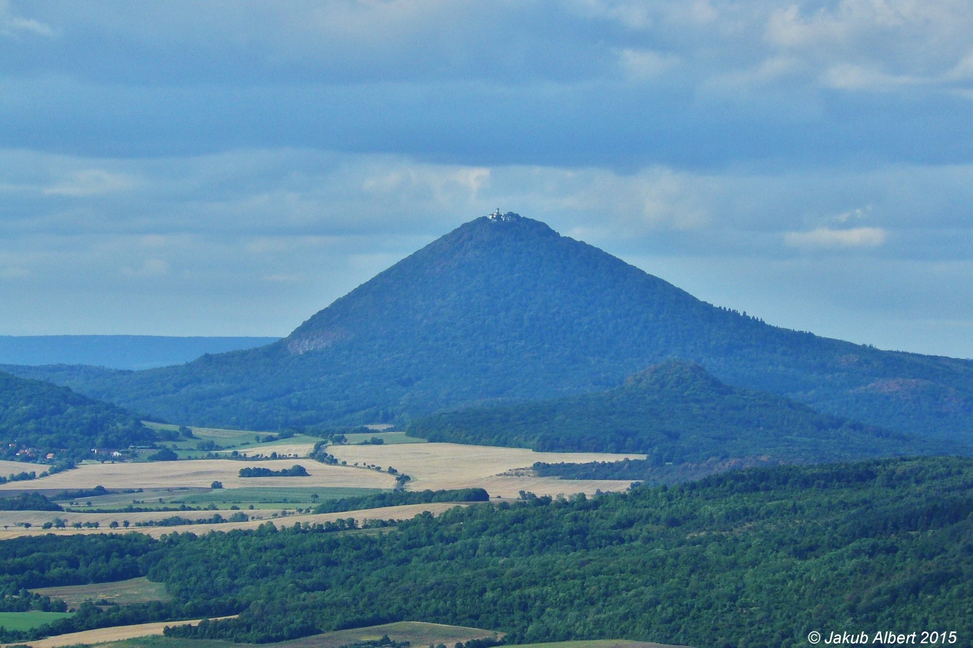 Hora Milešovka (837 m n.m.)
