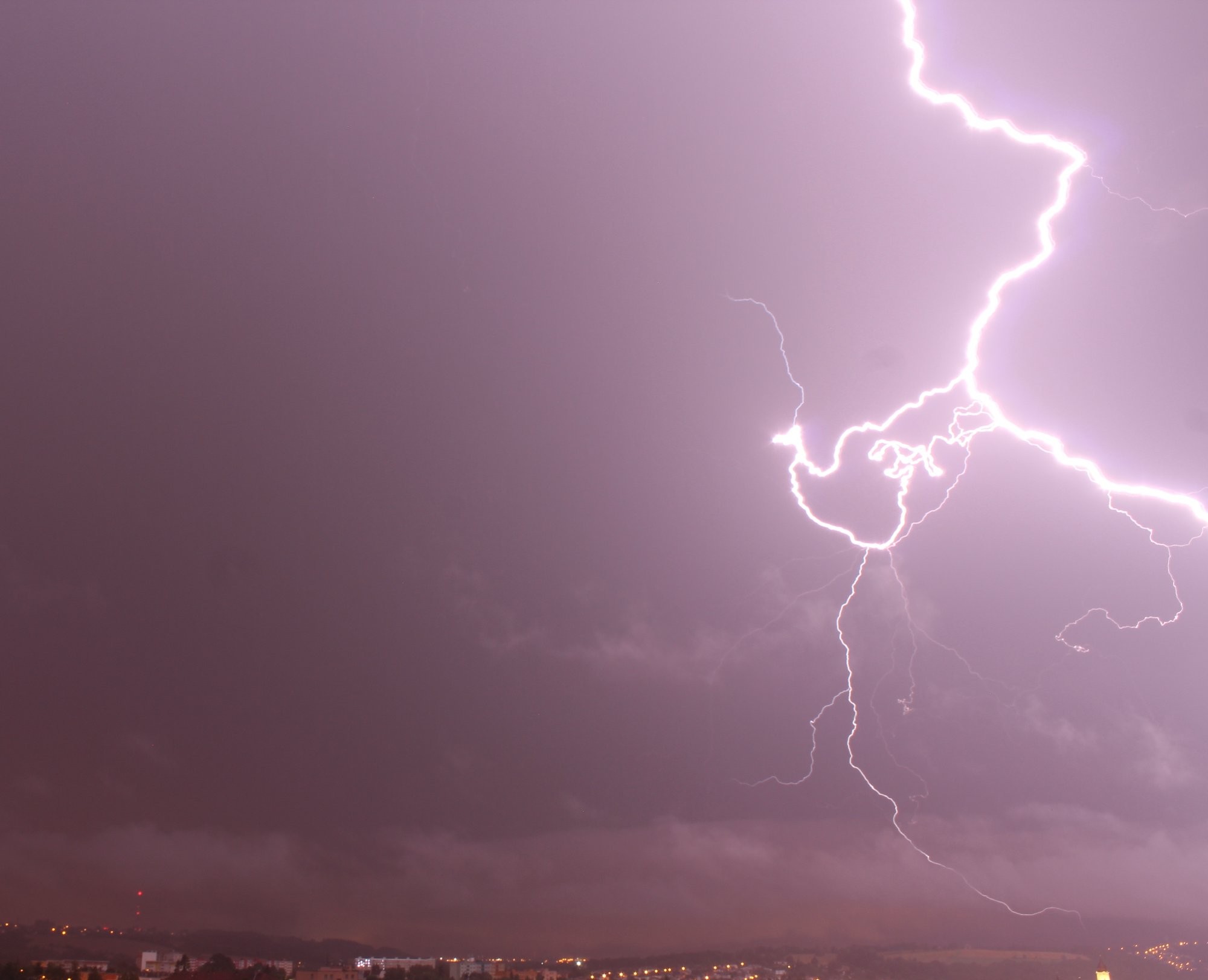 Blesk nad Hlučínem na Opavsku