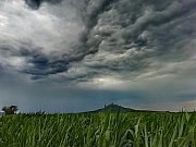 Bouřky nad Českým Středohořím 