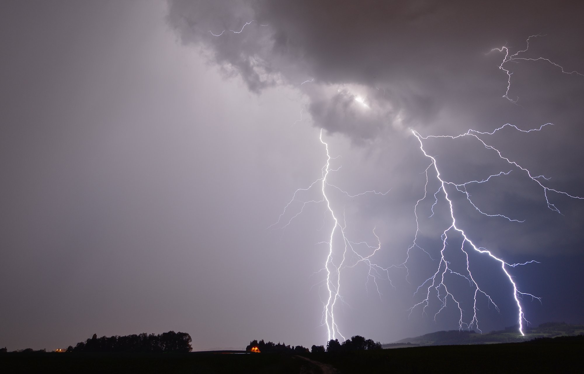 Blesk CG+ nad Vrchlabím