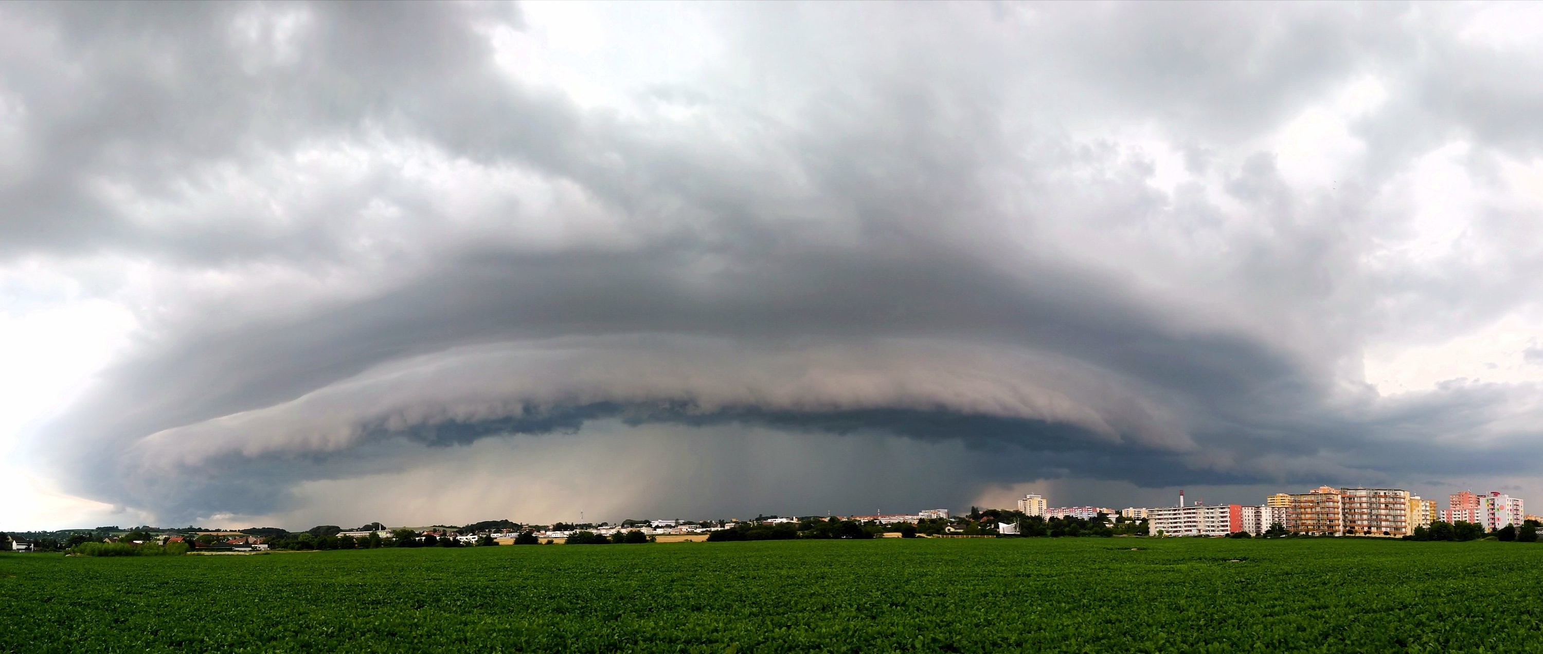 Shelf cloud v Olomouci