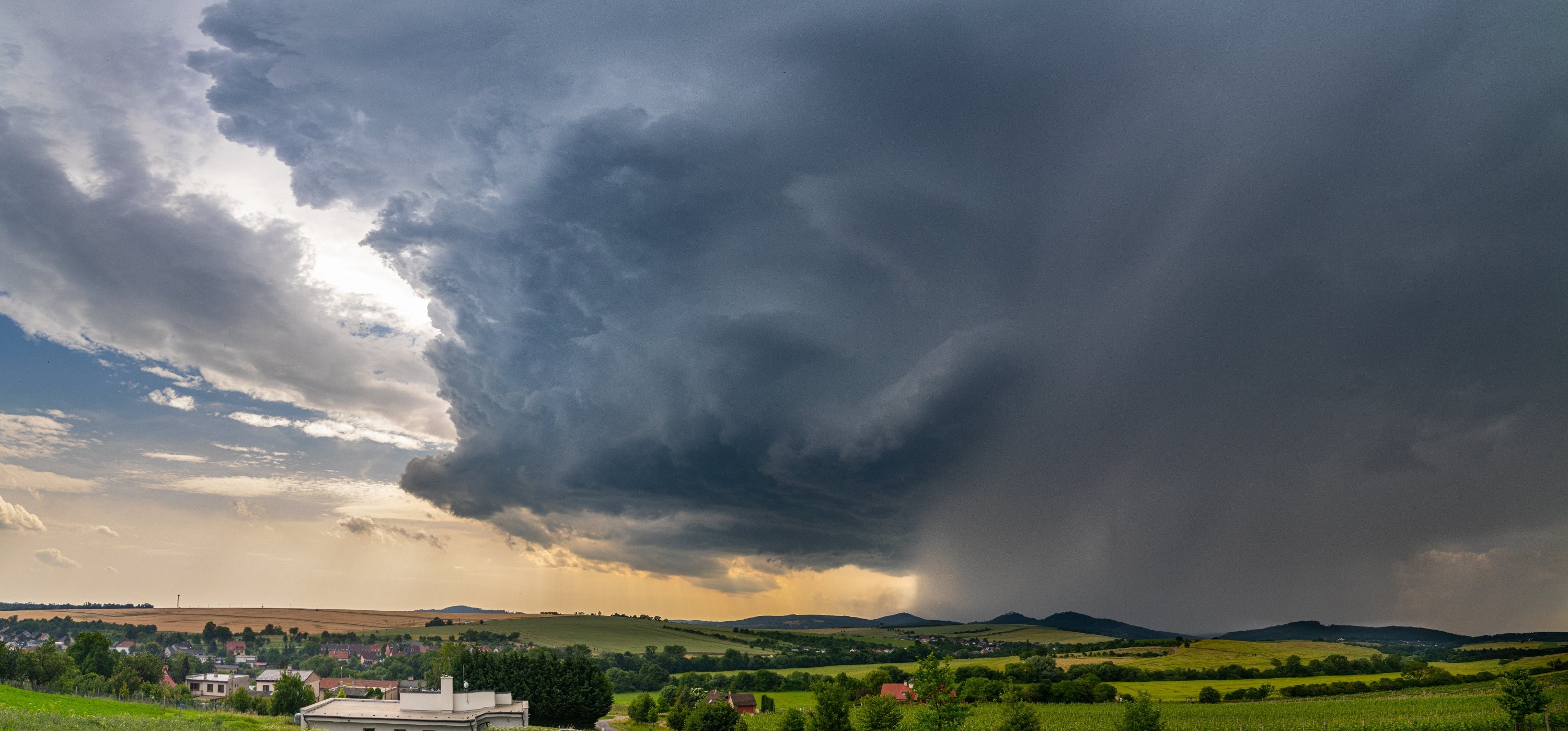 Bouře při přechodu přes Chřiby
