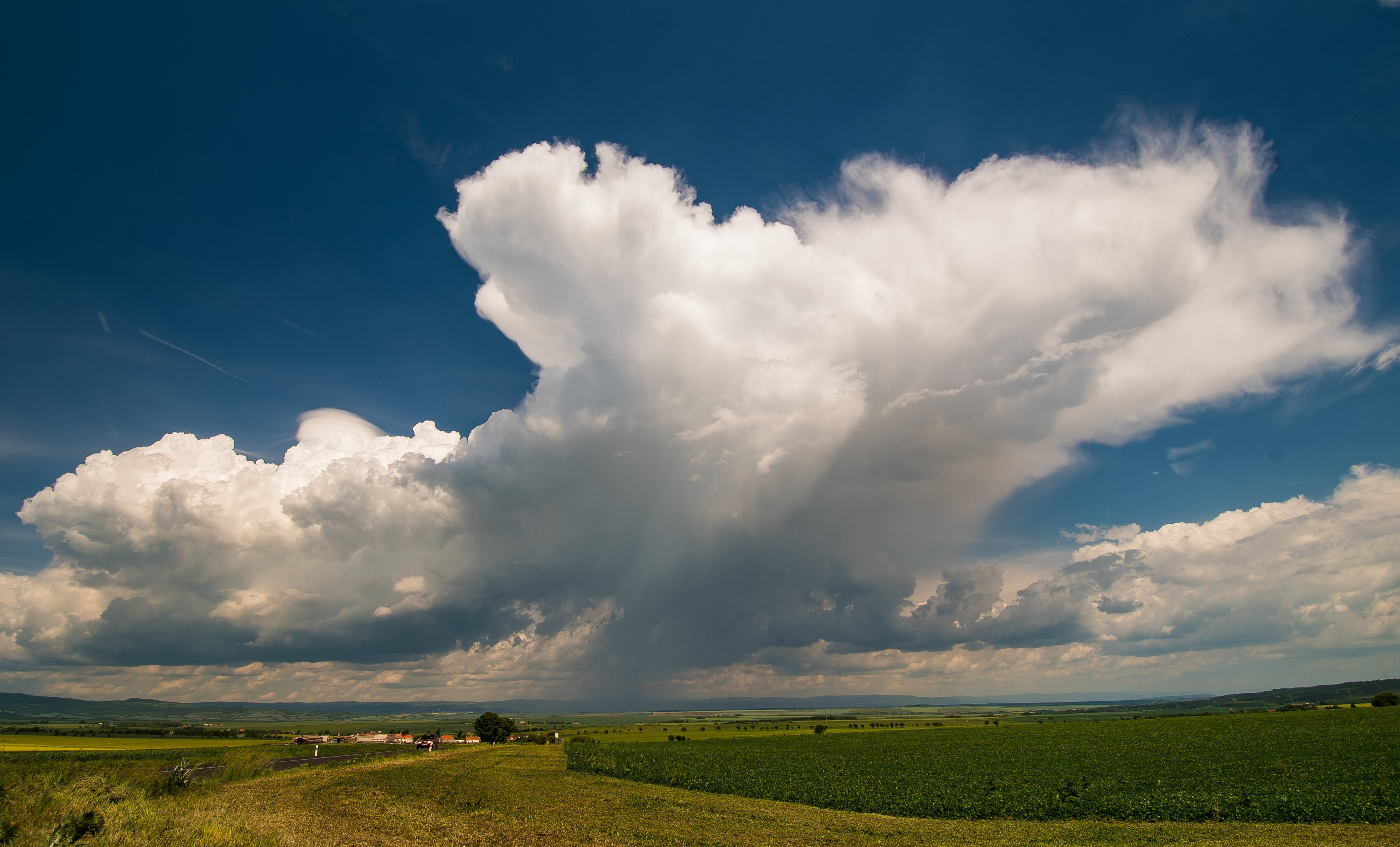 Cumulonimbus jarní bouřky