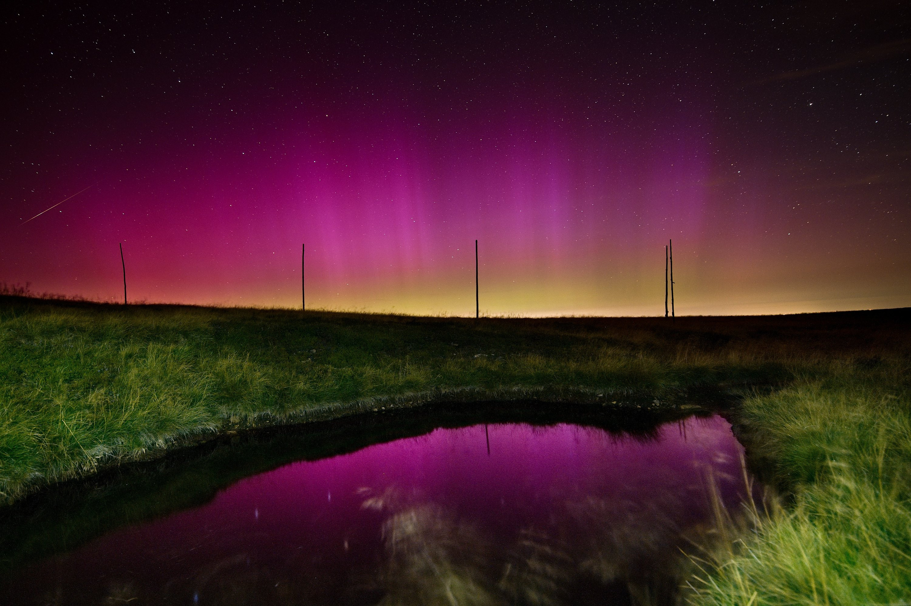 Polární záře nad Krkonošemi