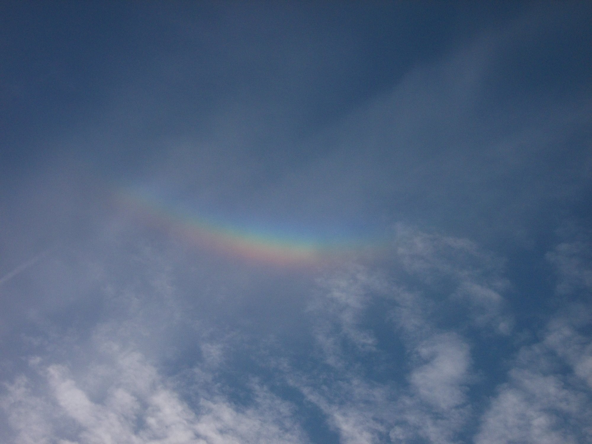 Cirkumzenitální oblouk