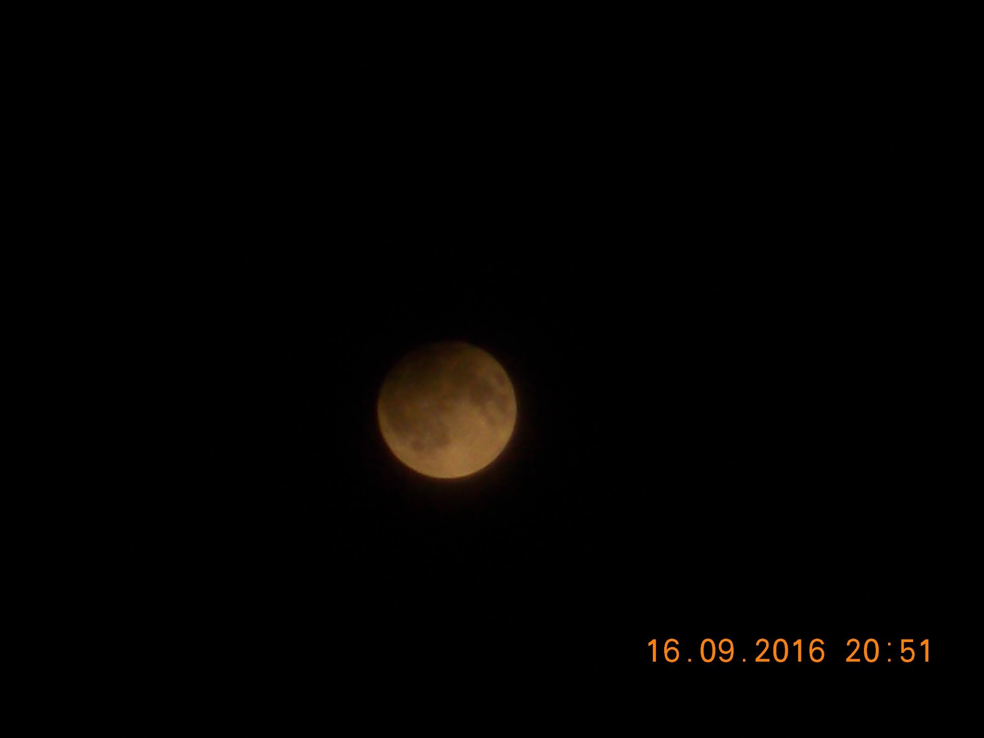 Částečné zatmění Měsíce