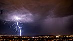Blesk pri búrke nad Košicami