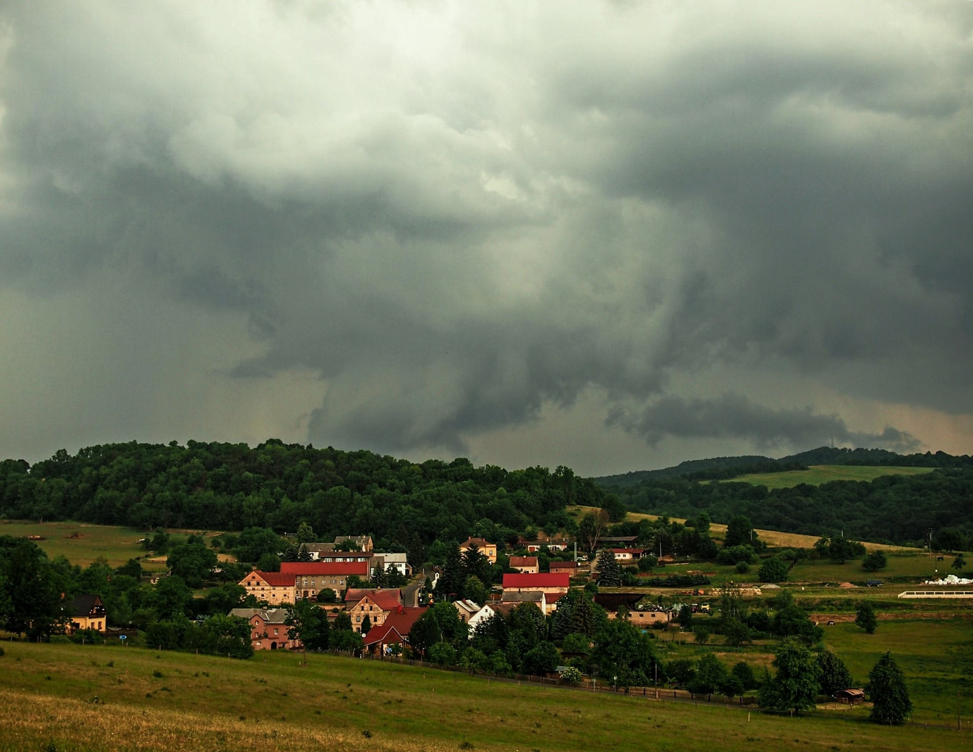 Sníženina nad statkem