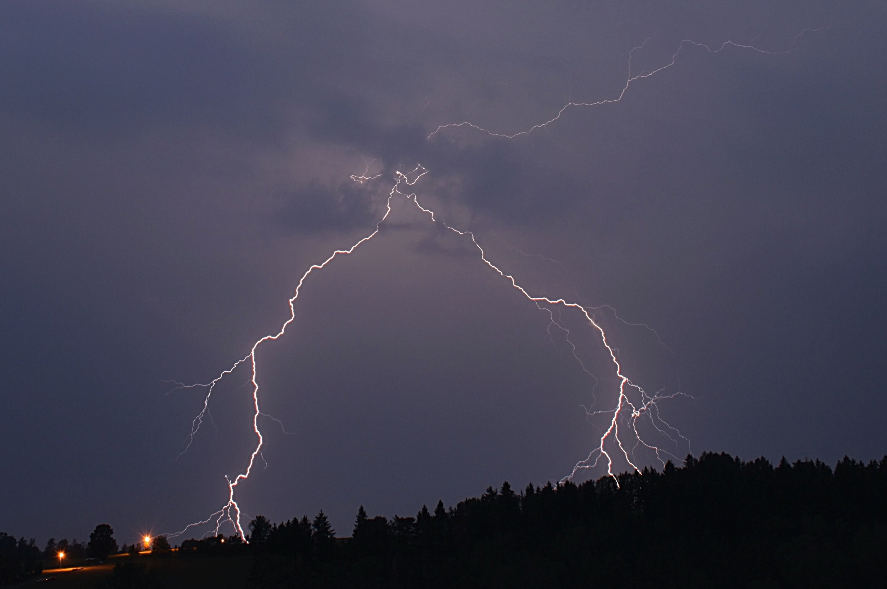 Ranní bouřka na Semilsku