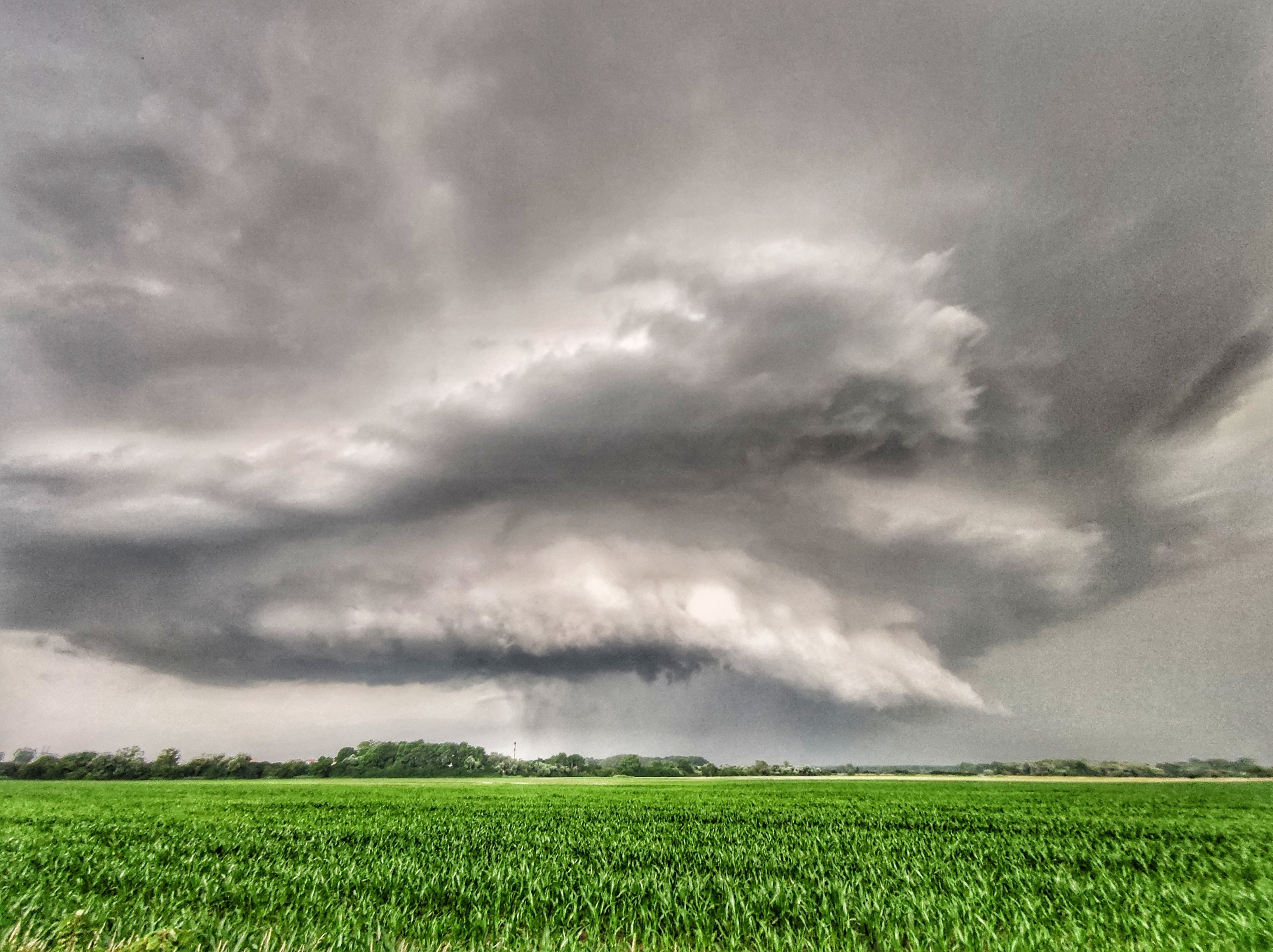 Supercela krátce po zániku tornáda