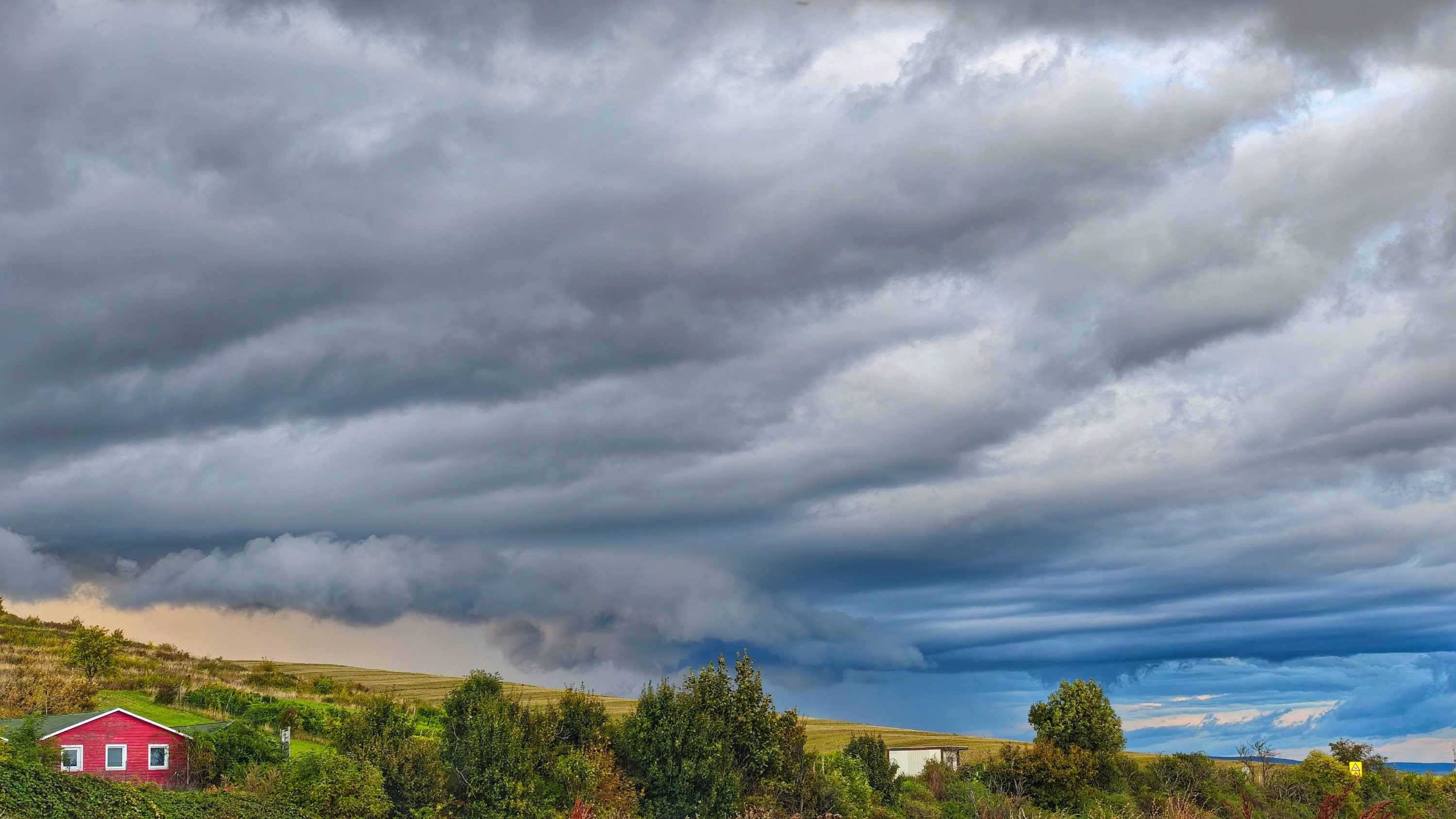 Bouřlivá oblačnost nad Kyovskem