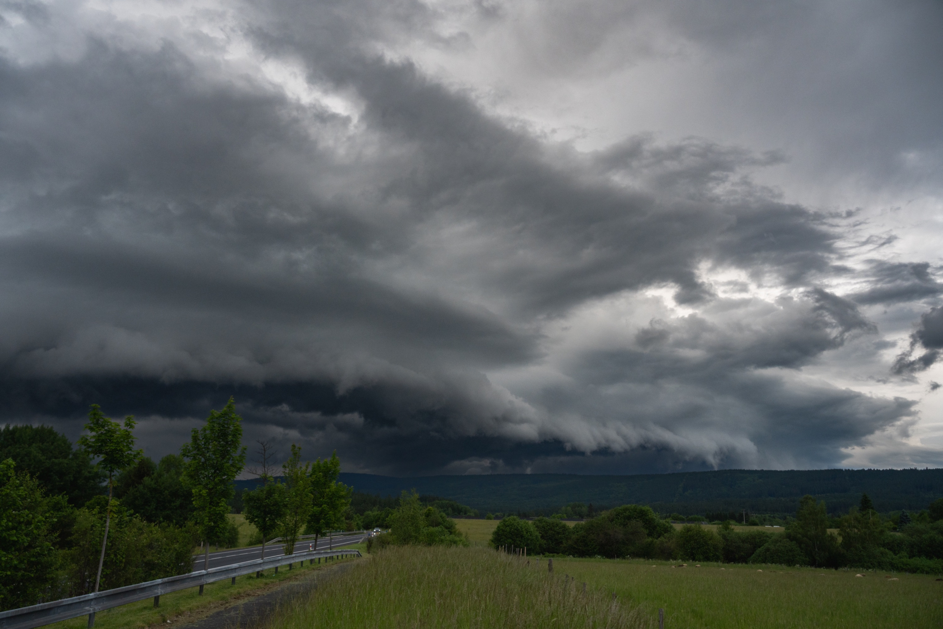 Shelf cloud Stará Voda 
