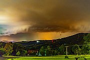 Večerní shelf cloud ze Strážného