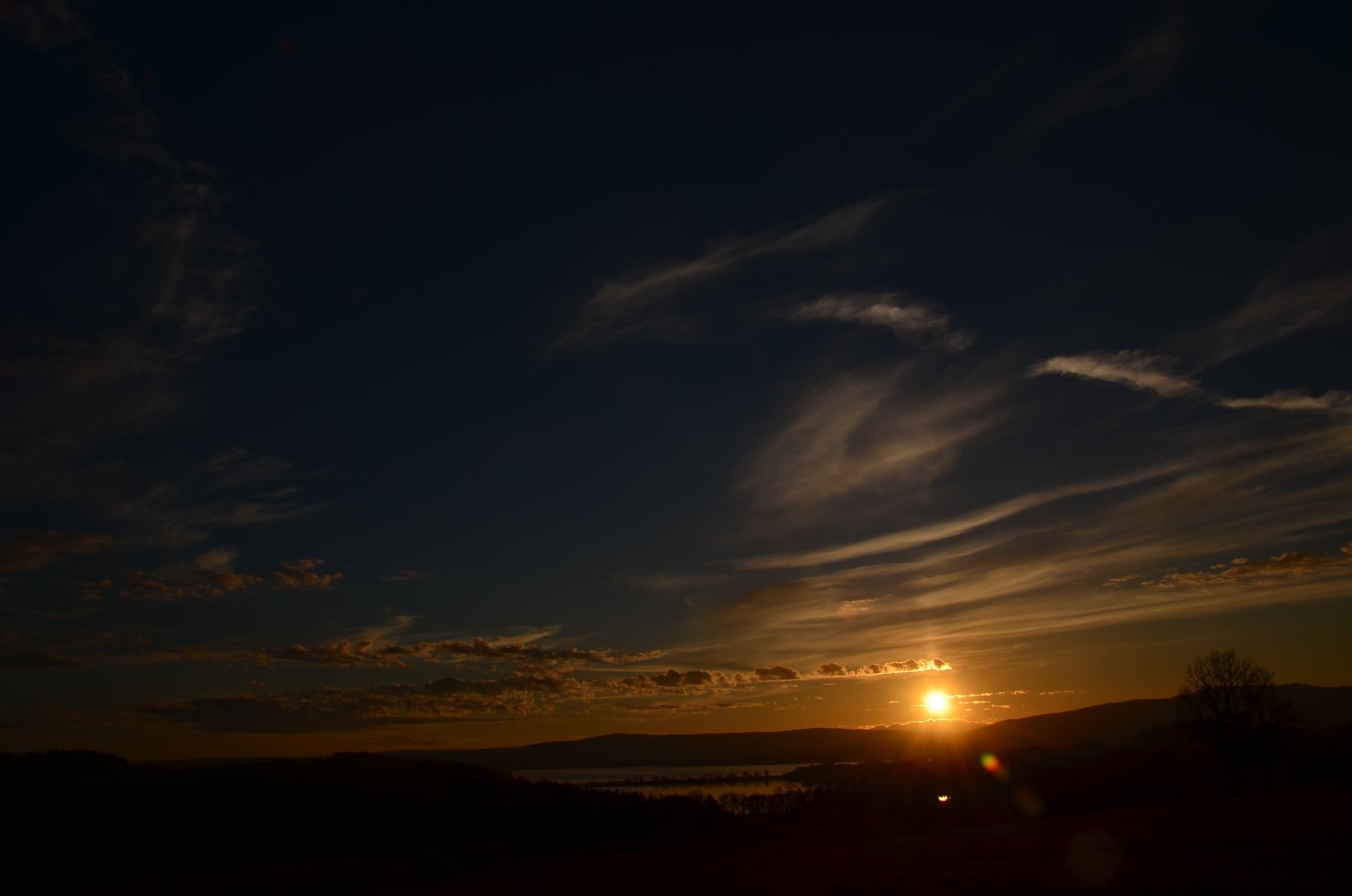 Západ slunce nad Lipnem