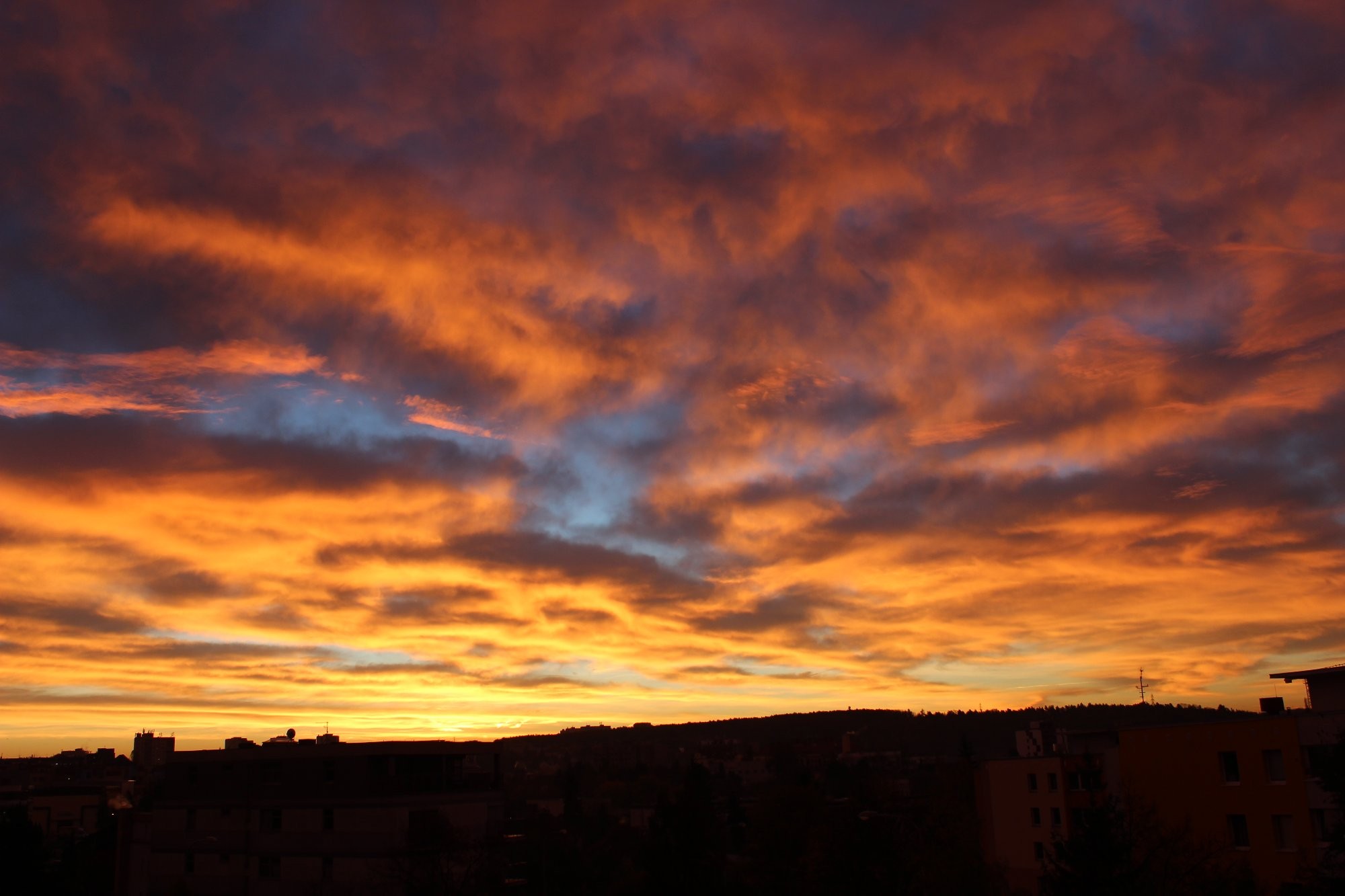 Východ v Praze Hostivaři