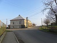 Třibřichy