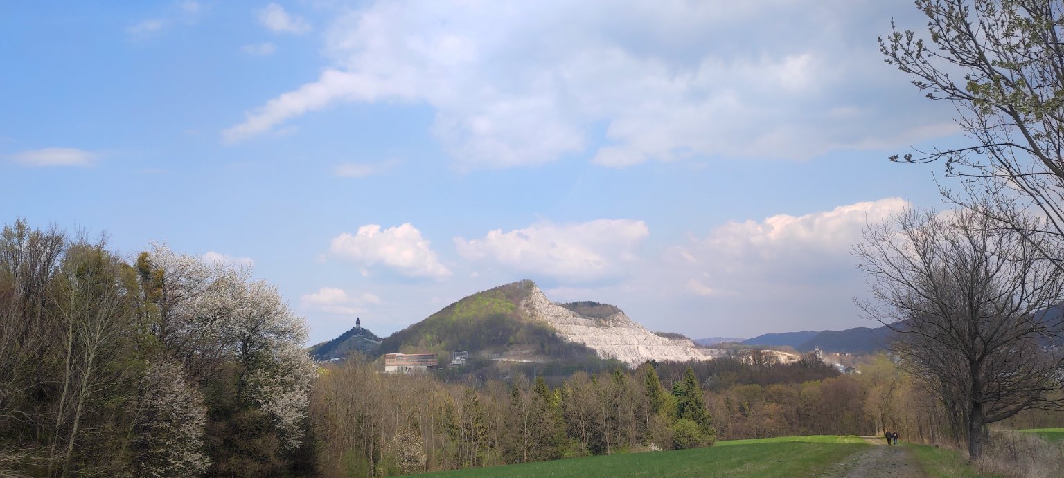 Kamenný vrch-Ženklava