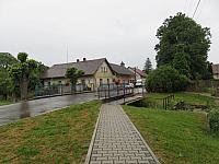 Třibřichy