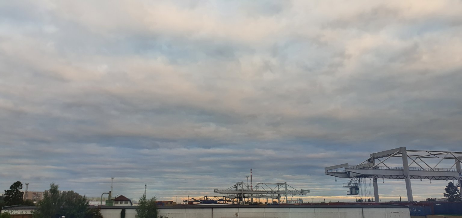 Praha - Uhříněves 