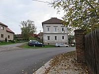 Třibřichy